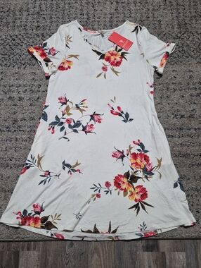 Floral White & Pink Midi Dress with Short Sleeves